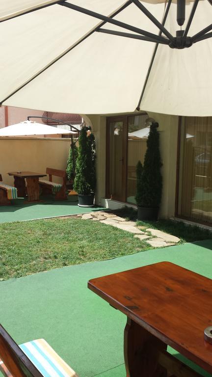 Guest House Pri Valyo Приморсько Екстер'єр фото