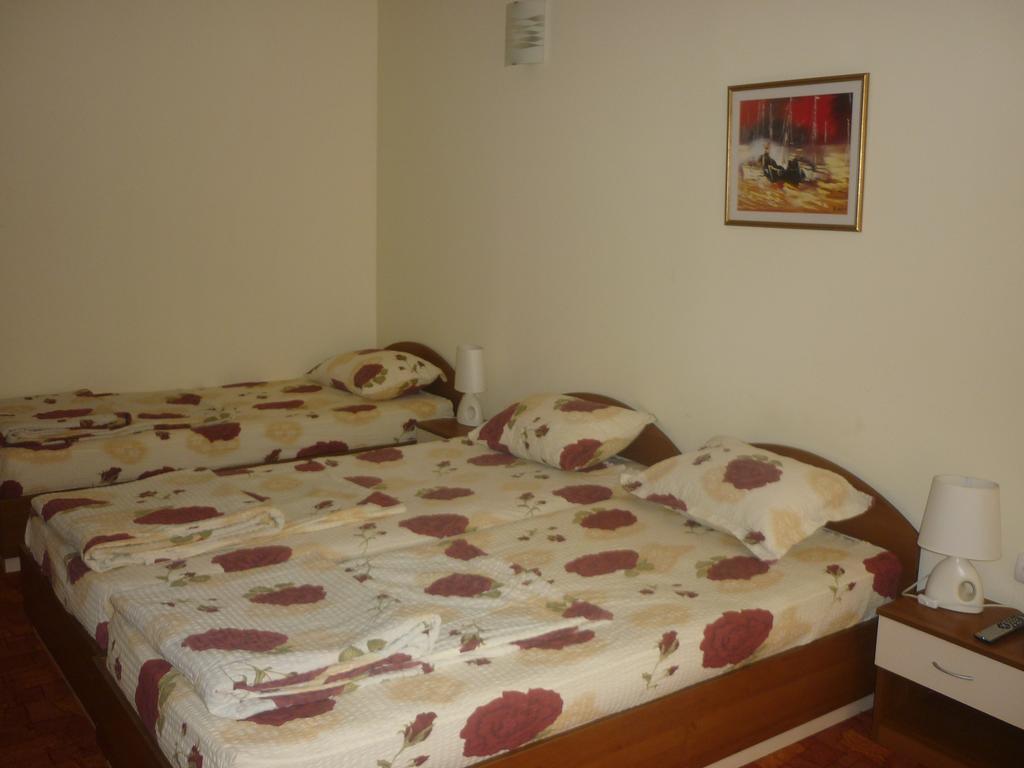 Guest House Pri Valyo Приморсько Екстер'єр фото