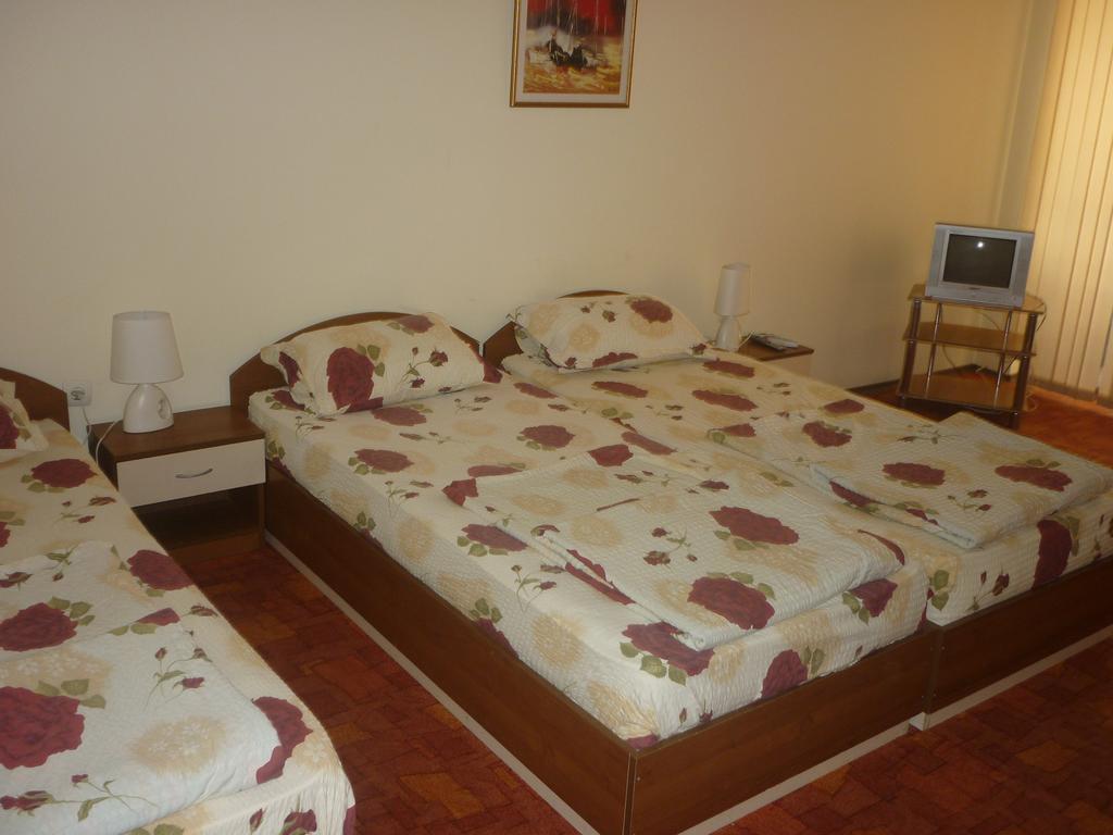 Guest House Pri Valyo Приморсько Екстер'єр фото
